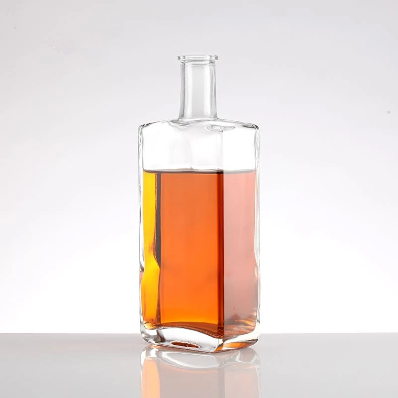 500 ml keeratava korgiga alkoholipudel