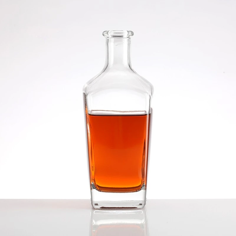 Custom Design 500ml Glass Bottle For Whiskey