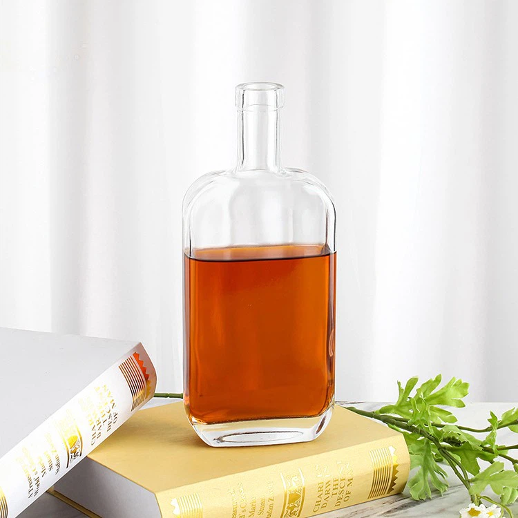 Round Glass Material 500 ML Glass Bottle For Liquor