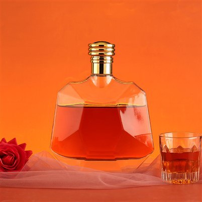 Polygonal Design XO pudel 750ml
